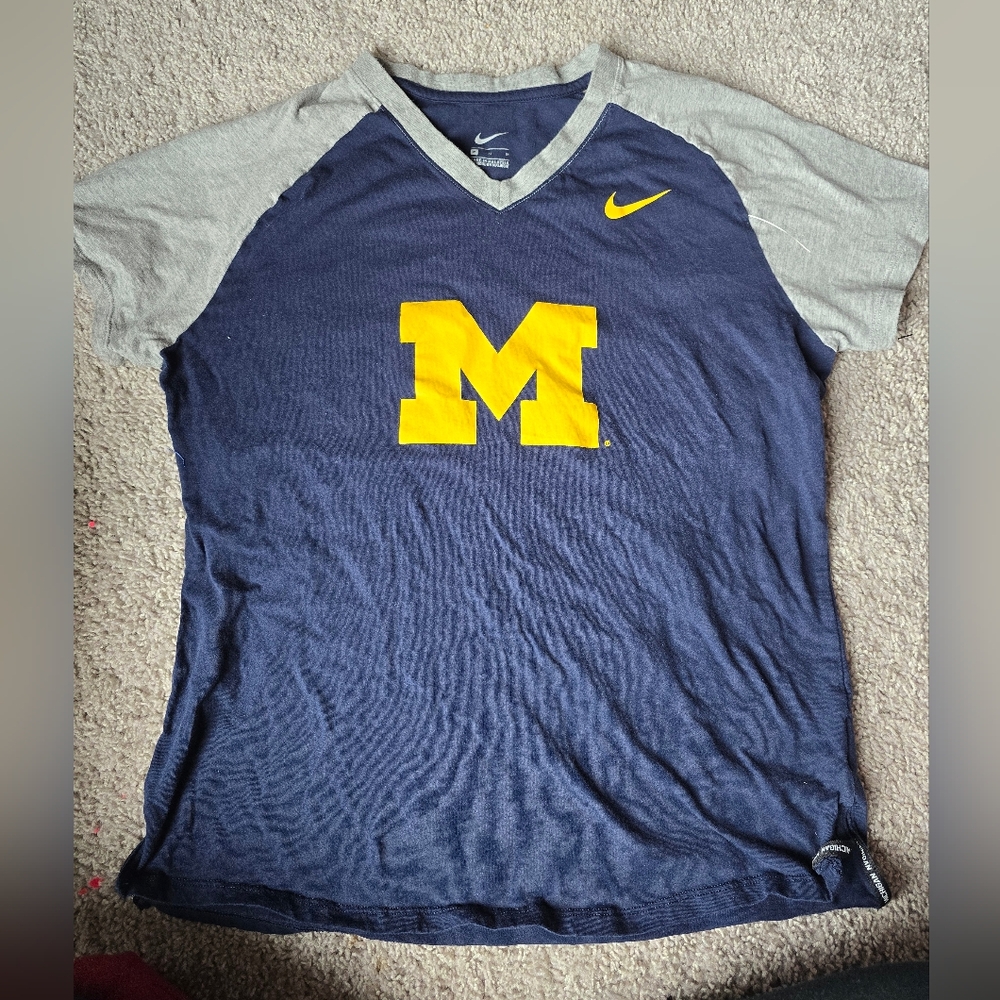 Nike M Maize & Blue Michigan Logo T Shirt